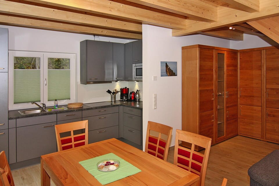 House | Private kitchen | Highchair