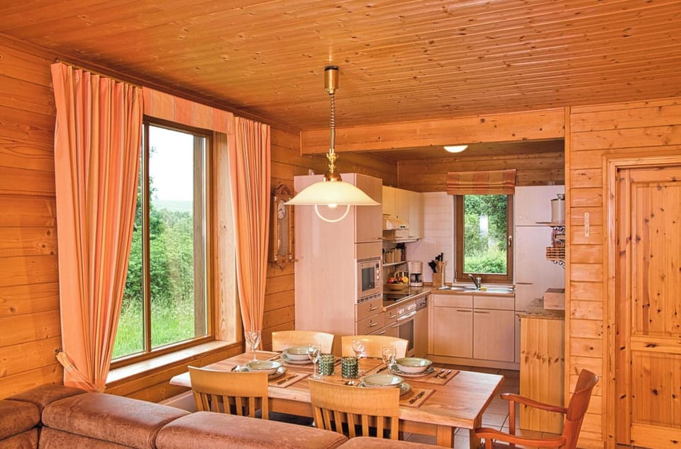 House | Dining