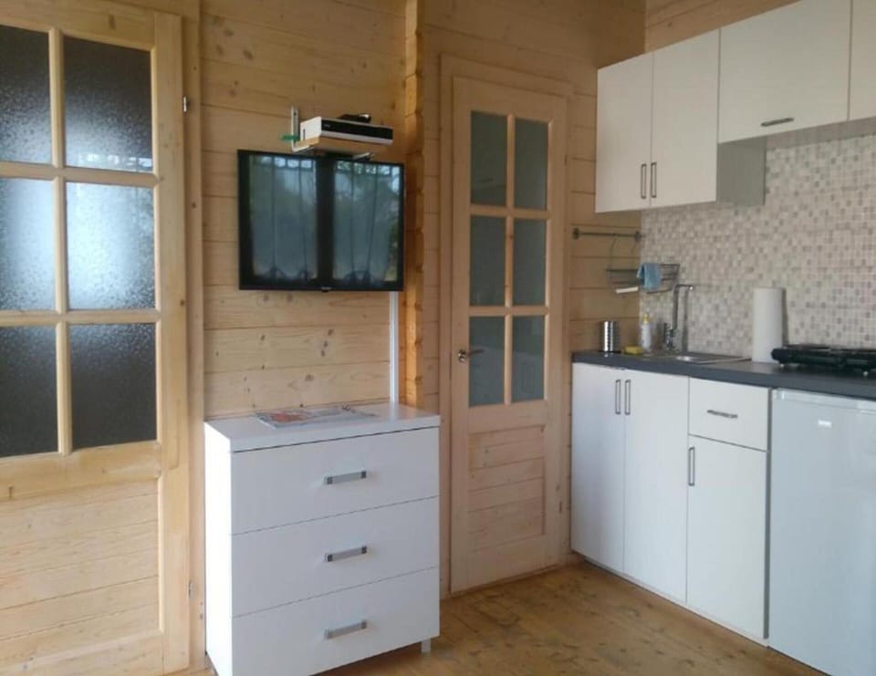 House | Private kitchen | Electric kettle, highchair