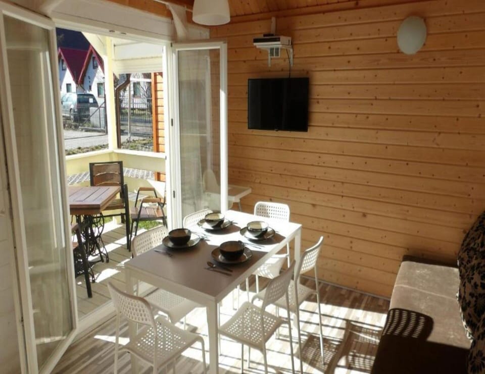 House | Dining