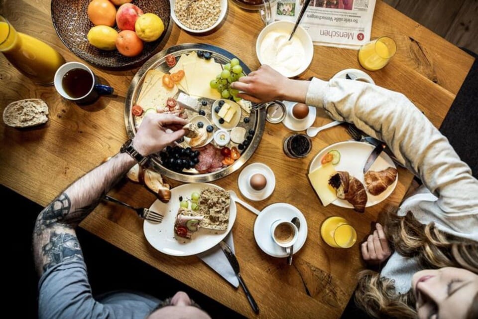 Chalet | Dining