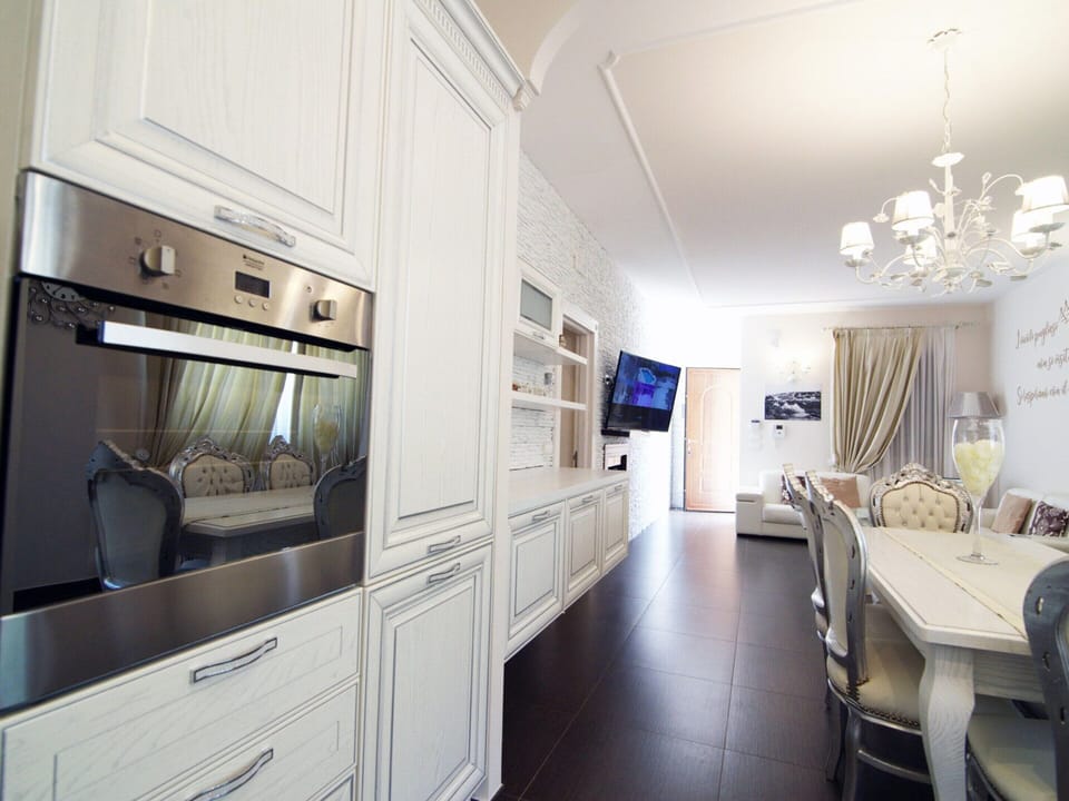 House | Private kitchen