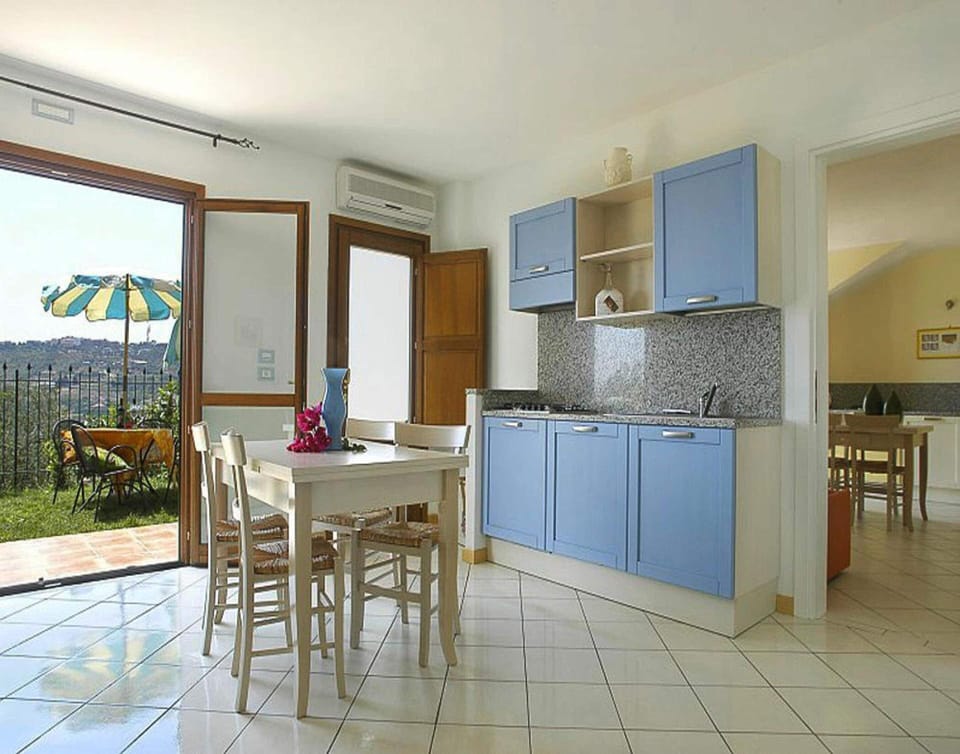Apartment | Private kitchen | Highchair