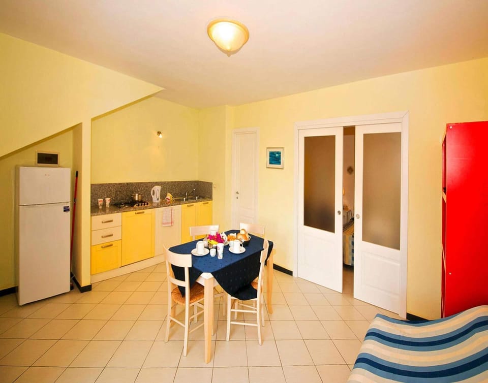 Apartment | Private kitchen | Highchair