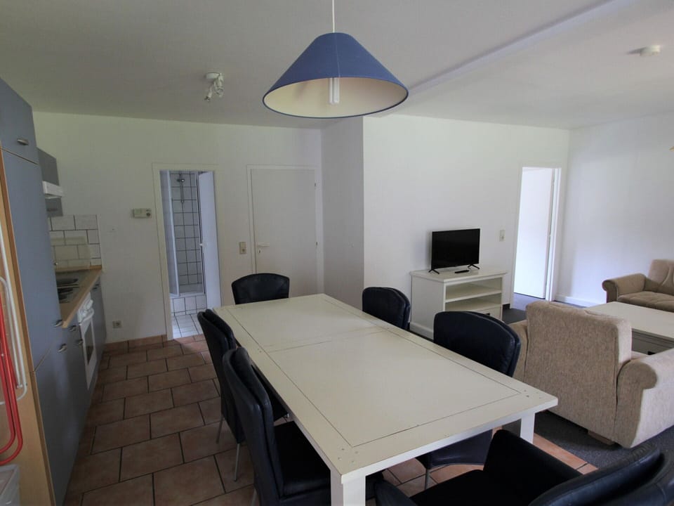 Bungalow | Dining