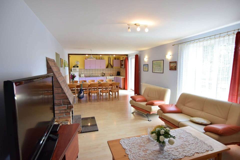 House | Living room