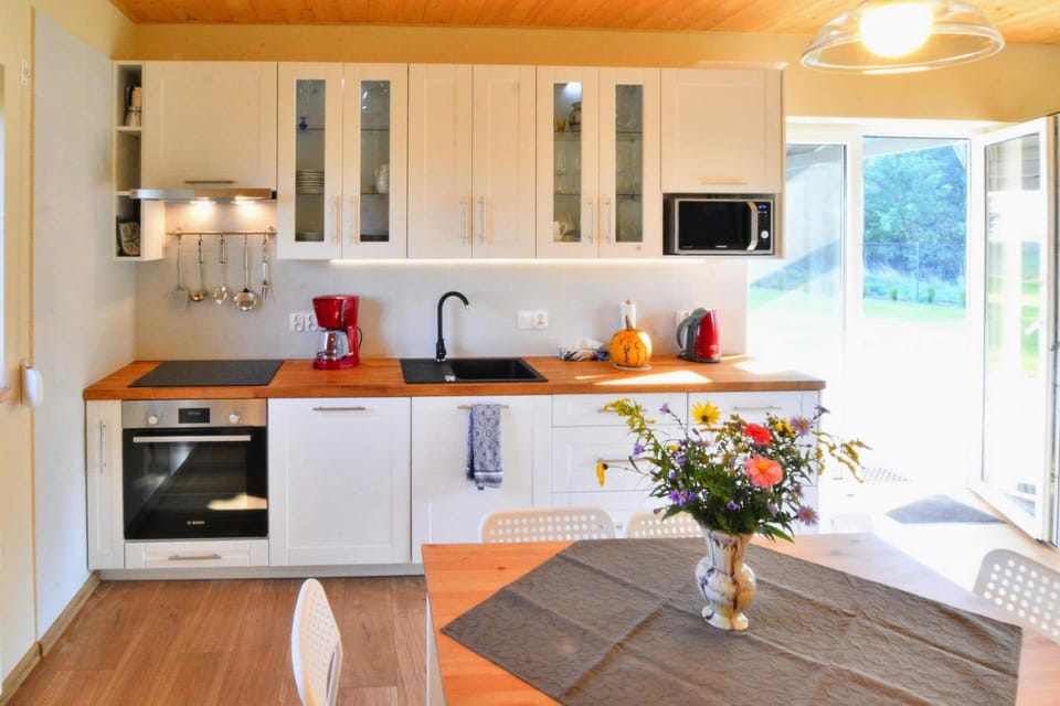 House | Private kitchen | Electric kettle, toaster, highchair