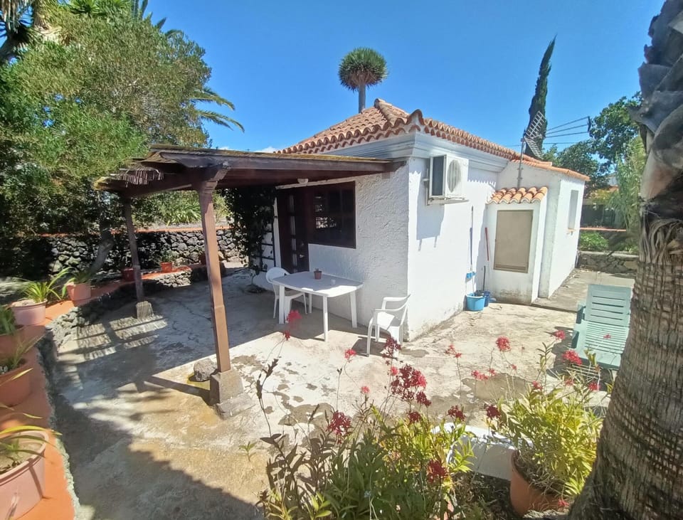 Bungalow | Exterior