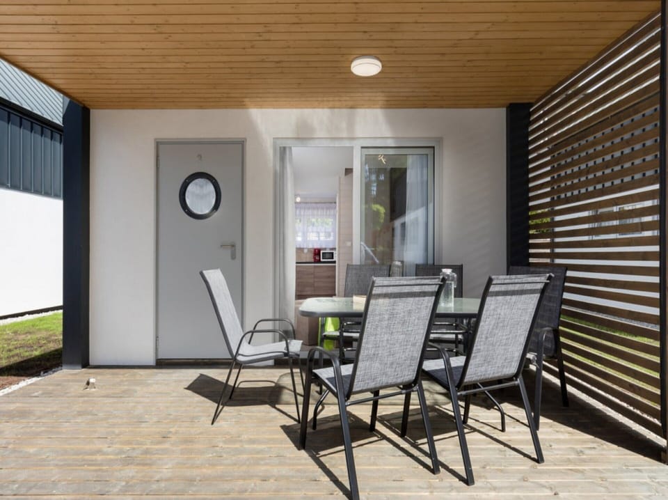 House | Balcony