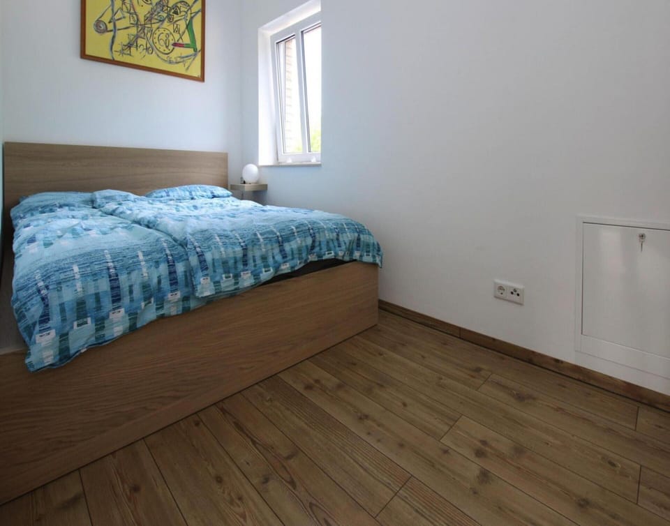 House | 2 bedrooms, individually furnished