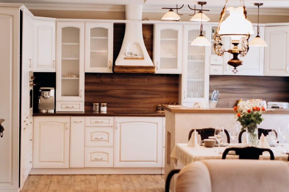 House | Private kitchen | Electric kettle, toaster, highchair
