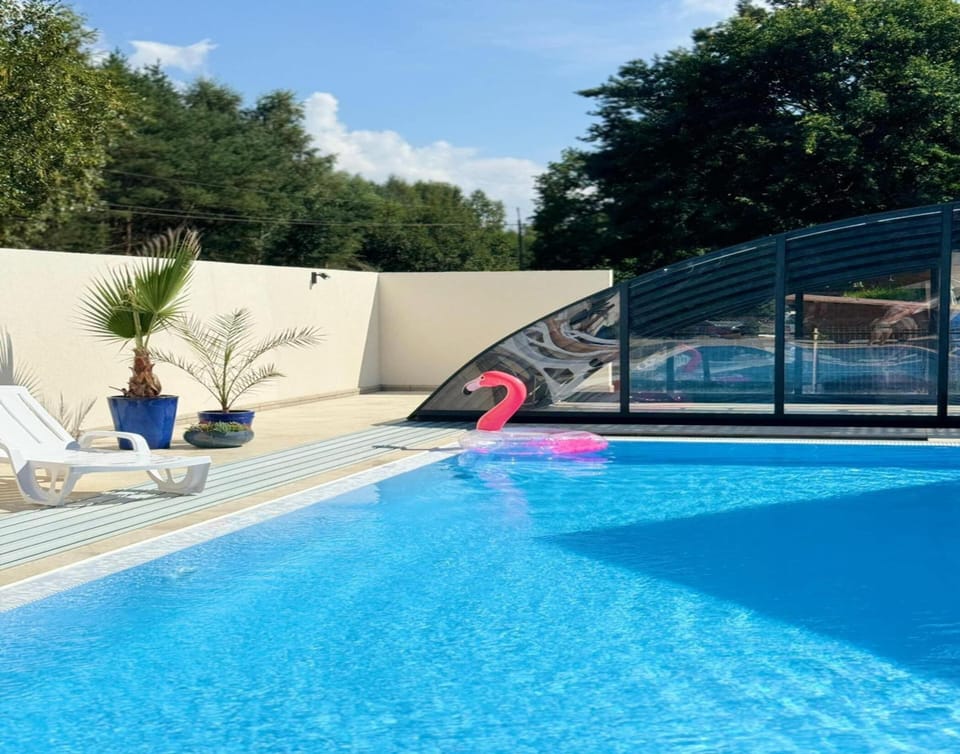 Apartment | Pool | Outdoor pool
