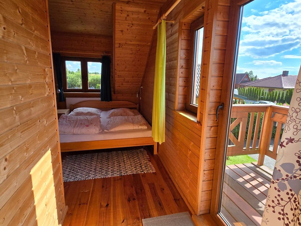 House | 2 bedrooms, individually furnished, bed sheets