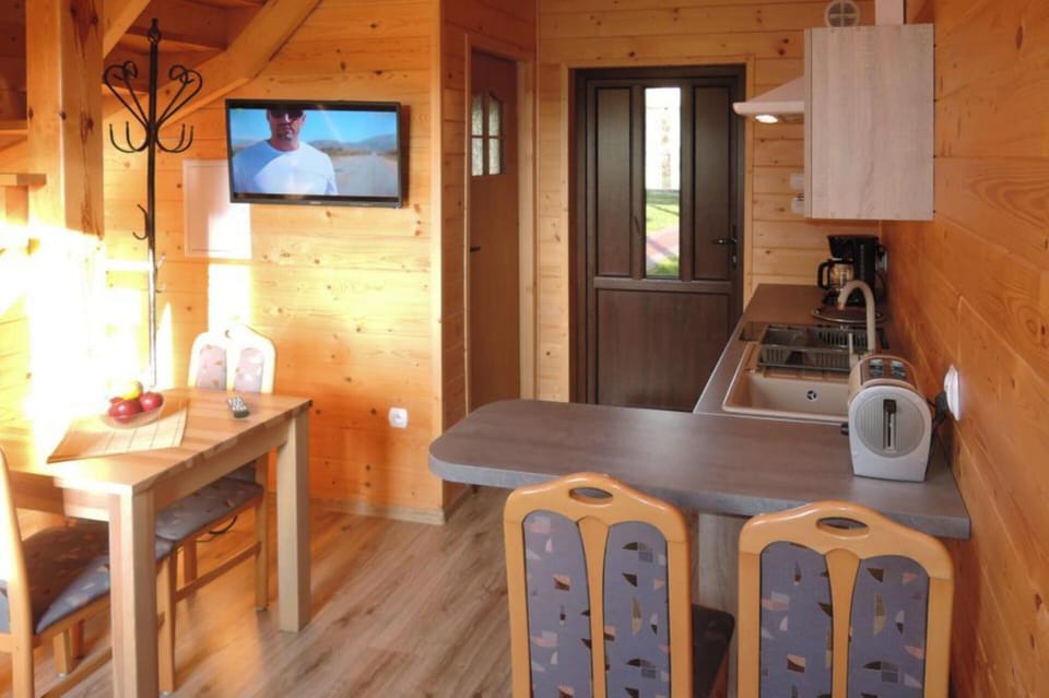 House | Private kitchen | Electric kettle, toaster