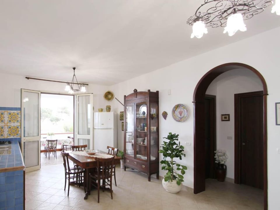Apartment | Dining