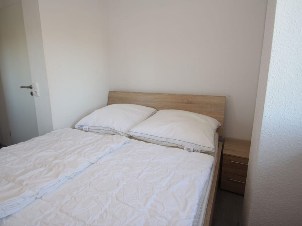 House | 2 bedrooms, individually furnished