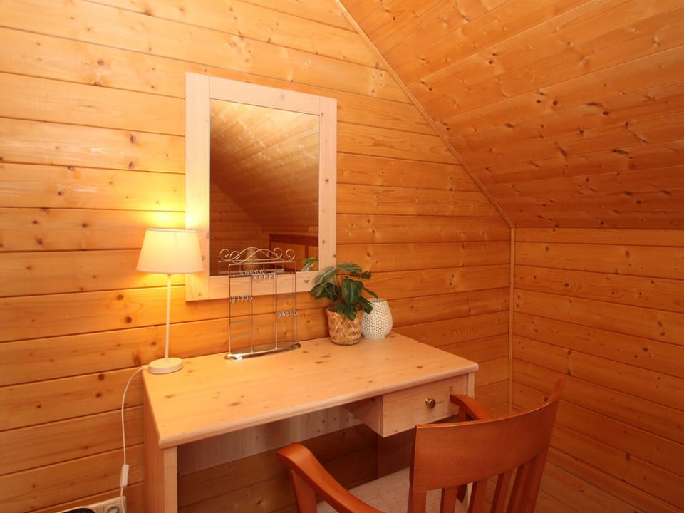 House | 2 bedrooms, individually furnished