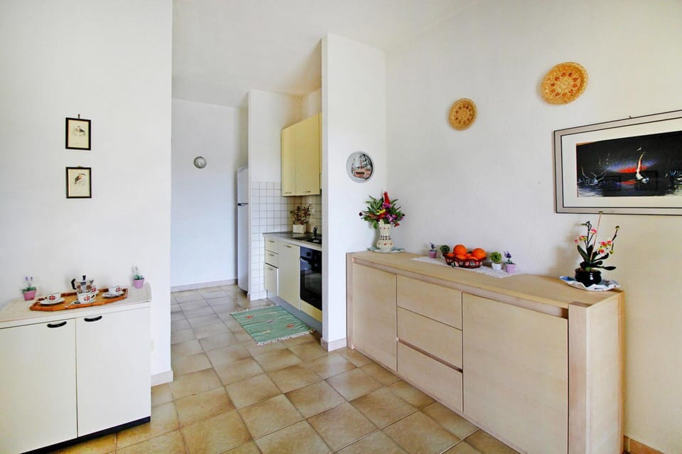 Apartment | Dining