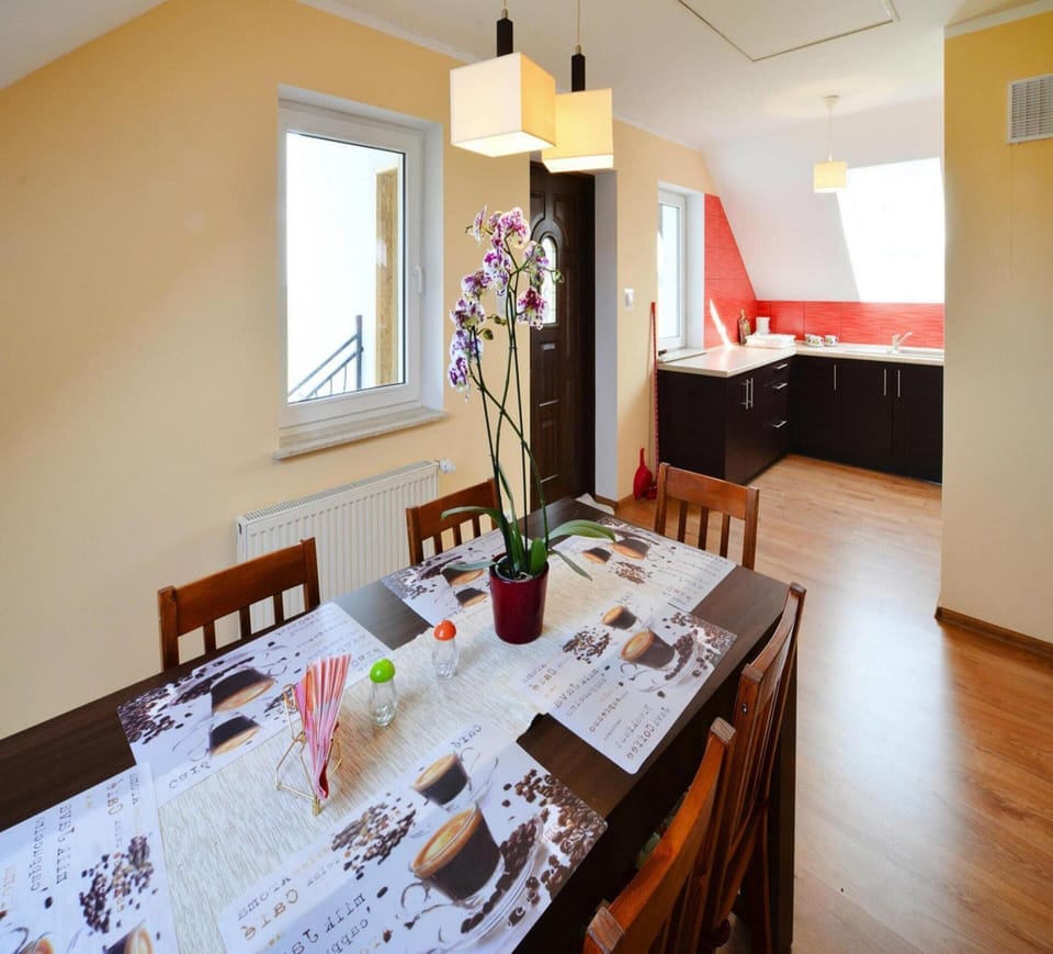 Apartment | Dining