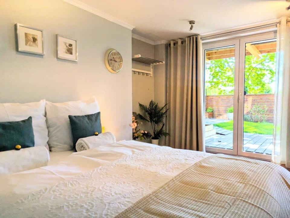 Apartment | 4 bedrooms, individually furnished, bed sheets