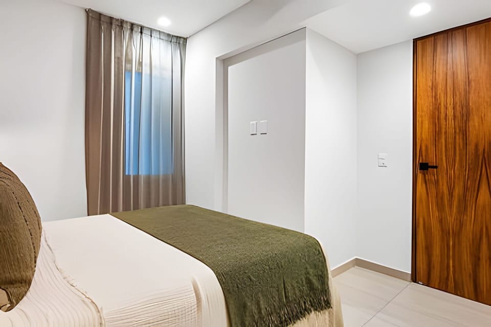 Bed,Photo of the whole room