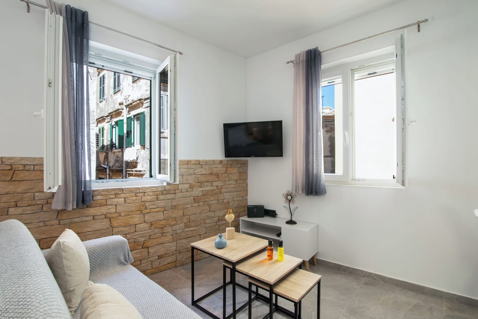 Deluxe Apartment, City View | 1 bedroom, free WiFi