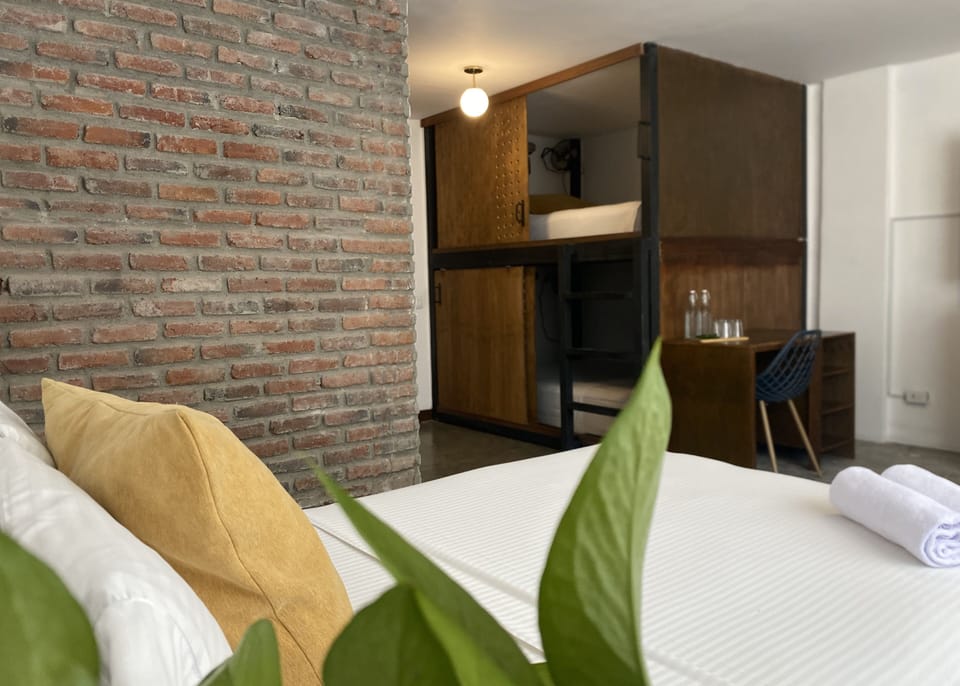 Family Room | Premium bedding, laptop workspace, WiFi (free), bed sheets