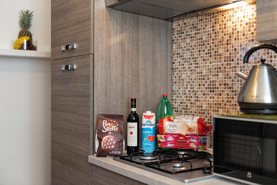 Apartment | Private kitchen | Fridge, microwave, oven, stovetop
