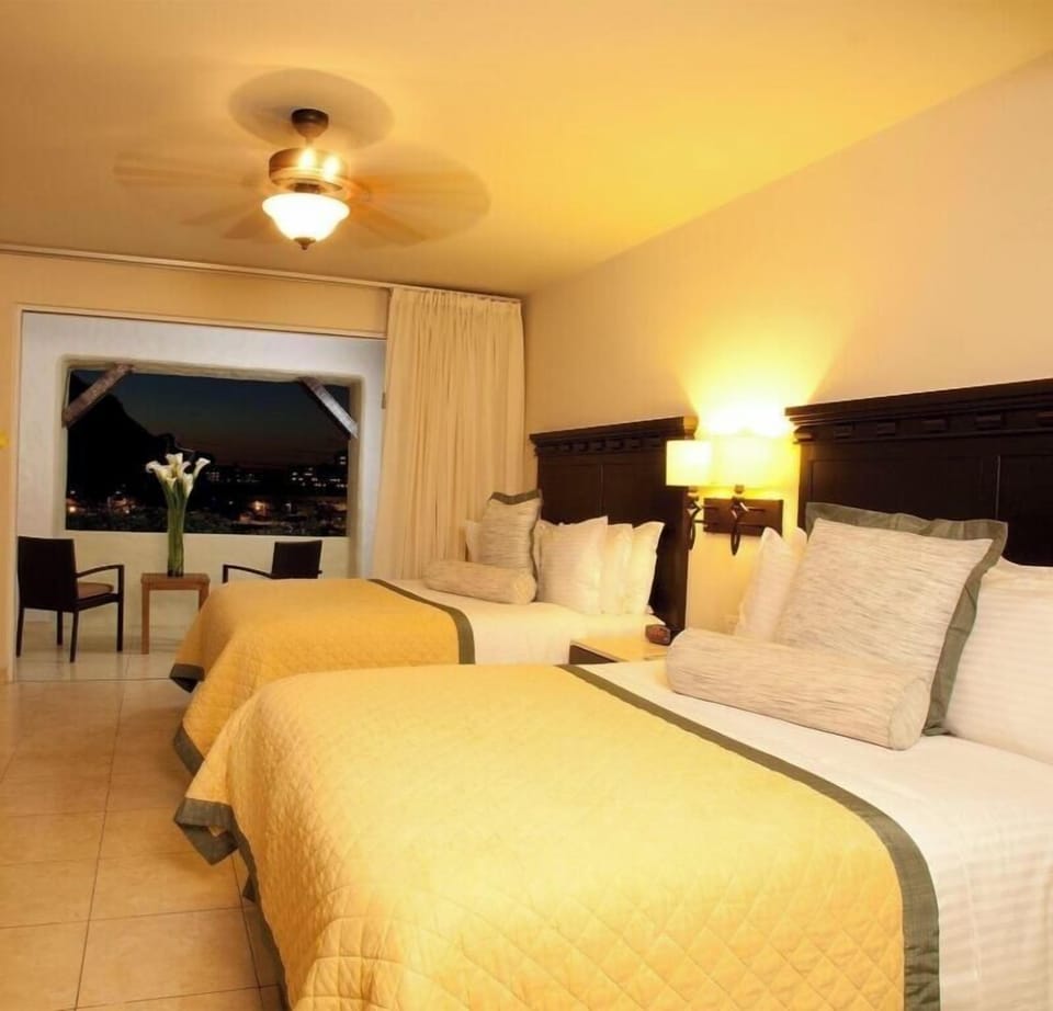 1 bedroom, in-room safe, iron/ironing board, free WiFi