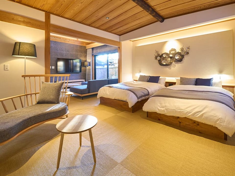 Luxury Double or Twin Room | WiFi (free), bed sheets