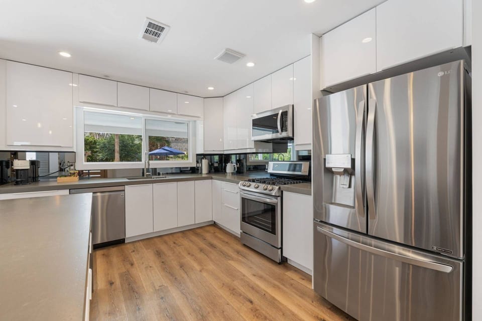 All Stainless Steel Appliances