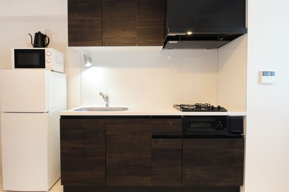 5-person Accomodation, Non Smoking | Private kitchen | Fridge, microwave, stovetop, electric kettle