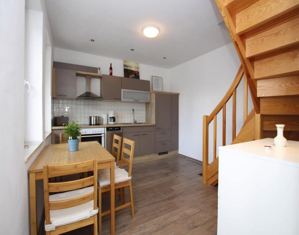 House | Private kitchen | Electric kettle, toaster