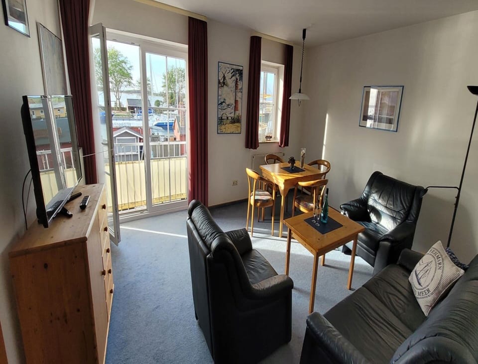 Apartment | Living room