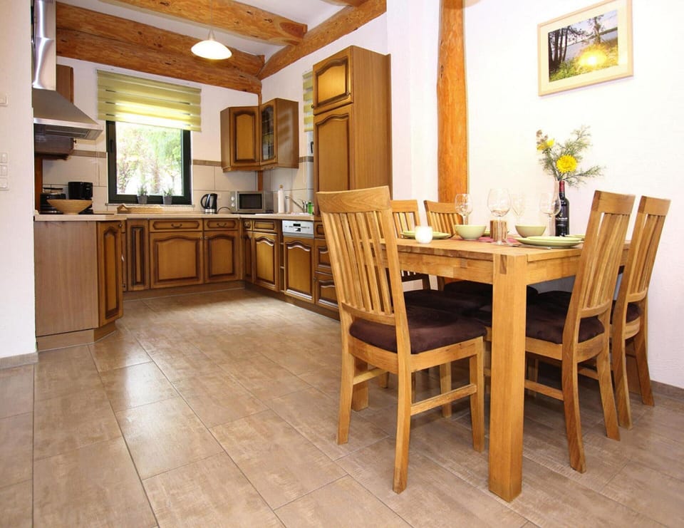 House | Dining
