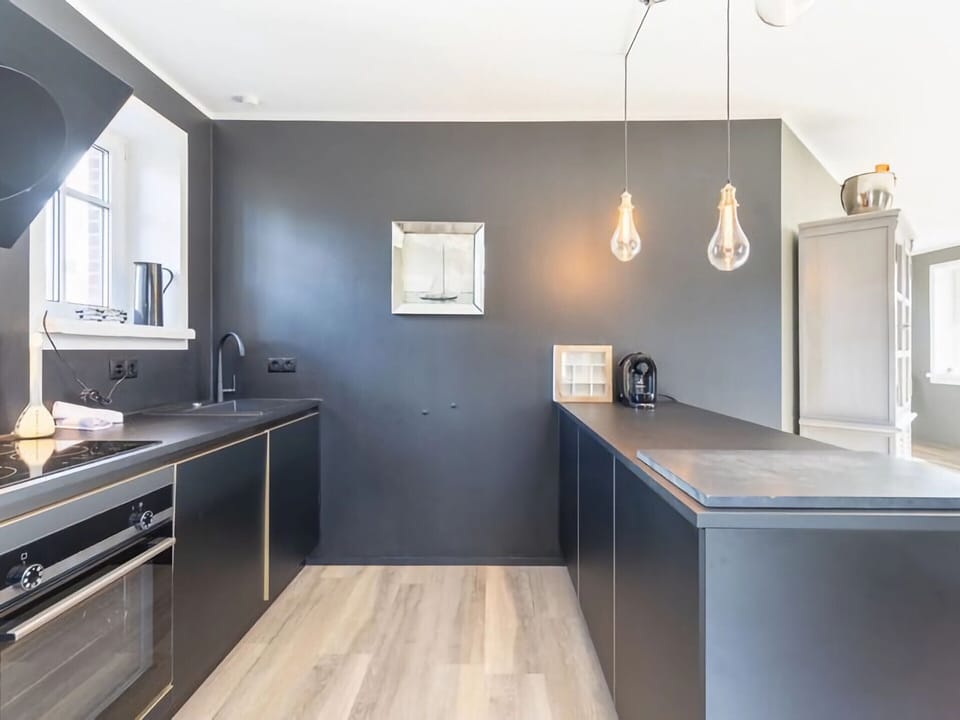 House | Private kitchen | Coffee/tea maker, highchair