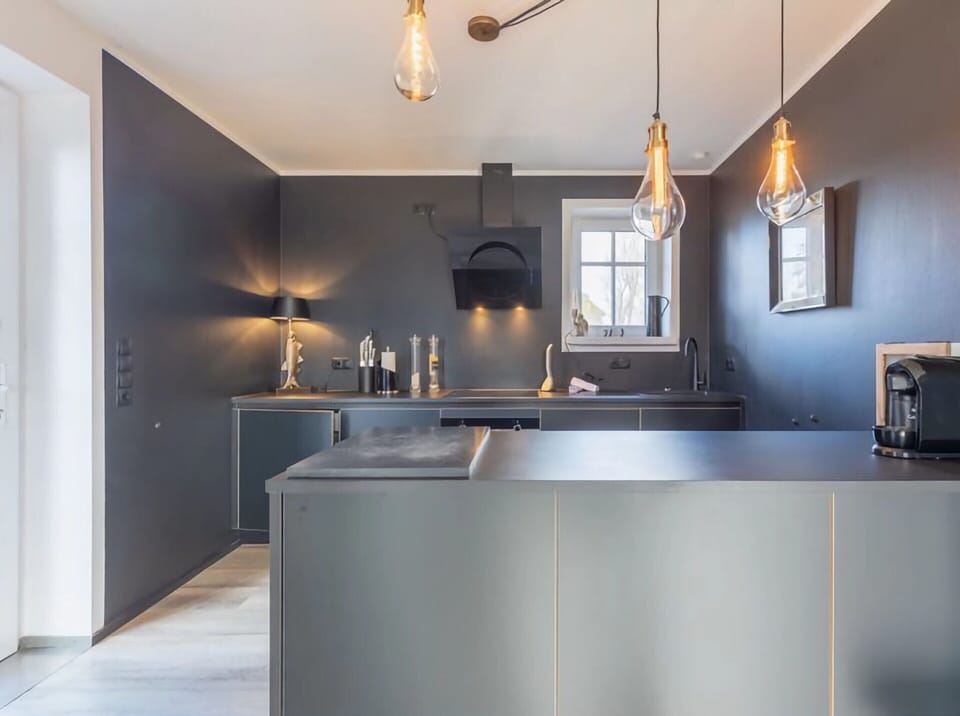 House | Private kitchen | Coffee/tea maker, highchair