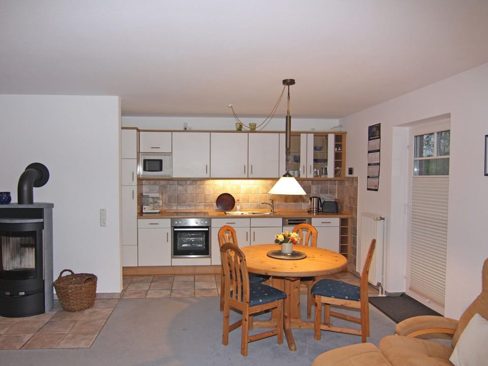 Apartment | Private kitchen | Electric kettle, toaster, highchair