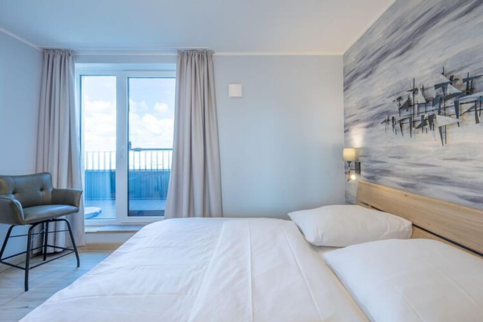 Apartment | 2 bedrooms, individually furnished, iron/ironing board