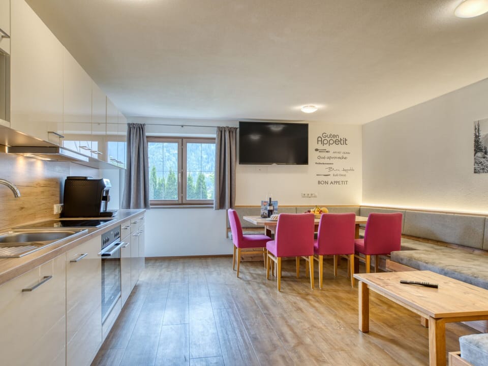 Apartment | Private kitchen | Electric kettle, highchair