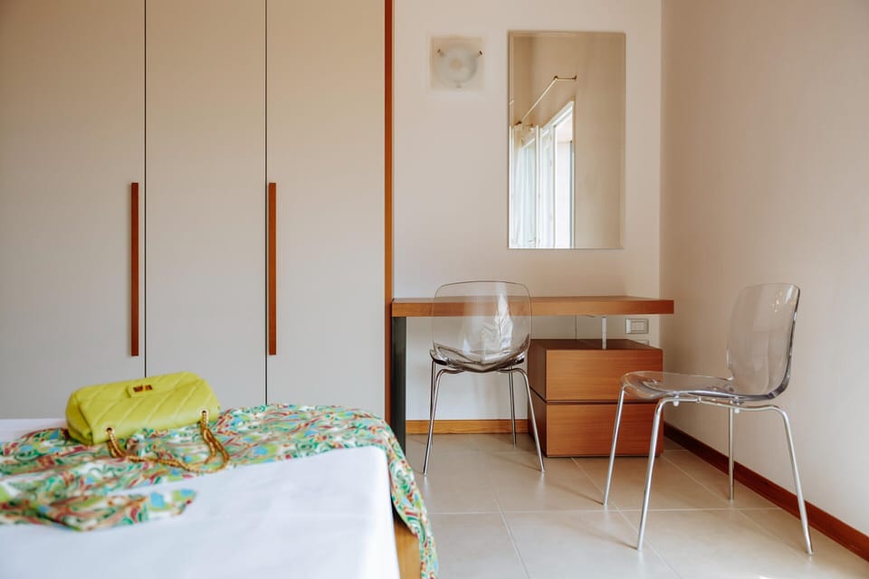 House | 1 bedroom, individually furnished