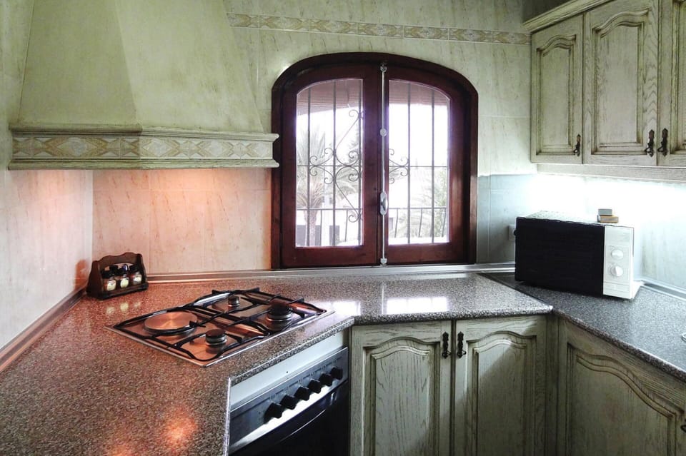 House | Private kitchen