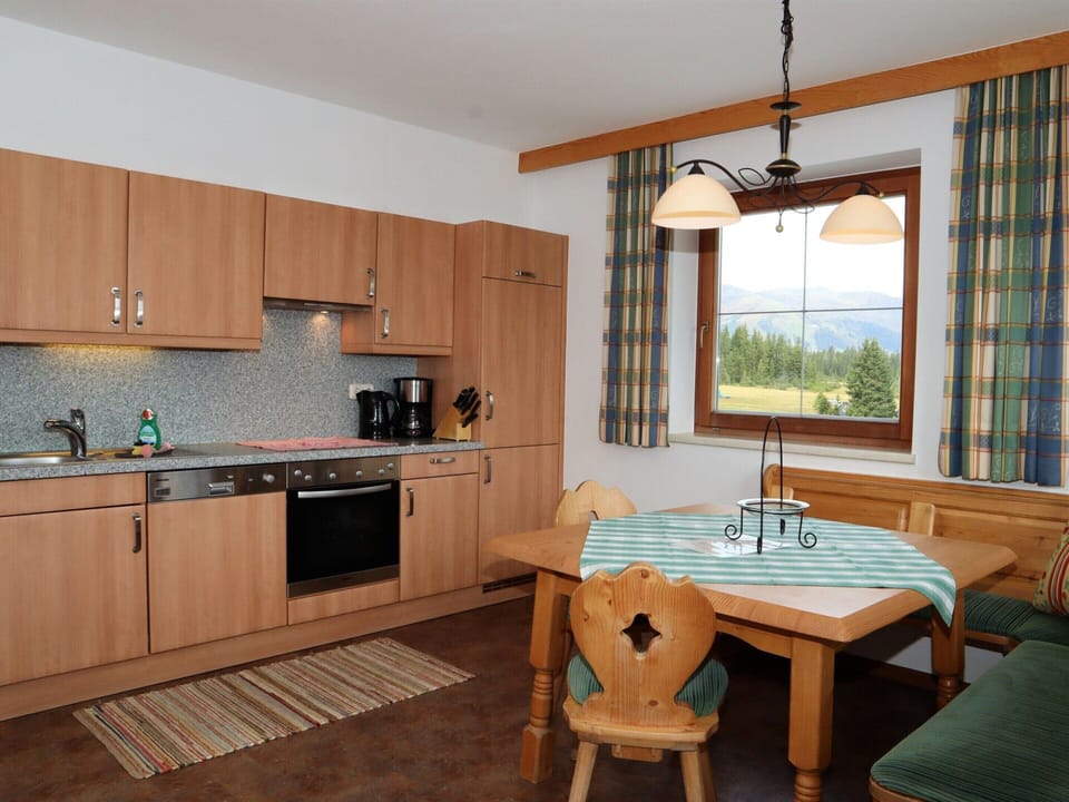 Apartment | Private kitchen | Electric kettle, toaster