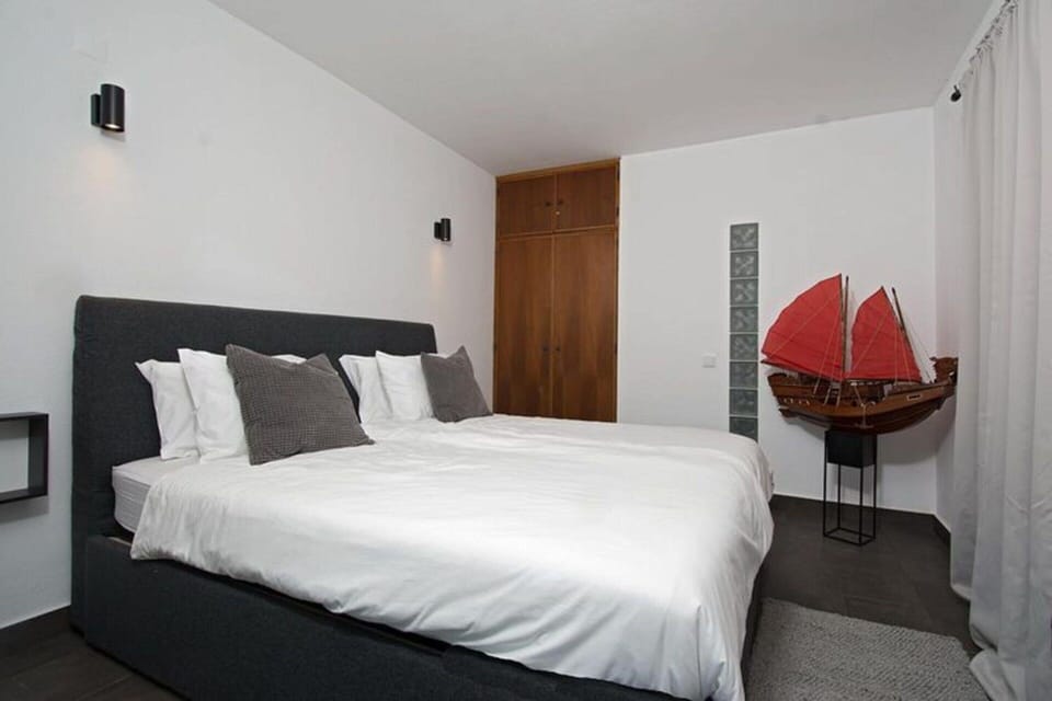 Comfortable Apartment With a Fantastic View - Lagos Apartment in Lagos