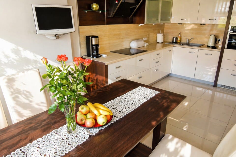 House | Private kitchen | Electric kettle, toaster