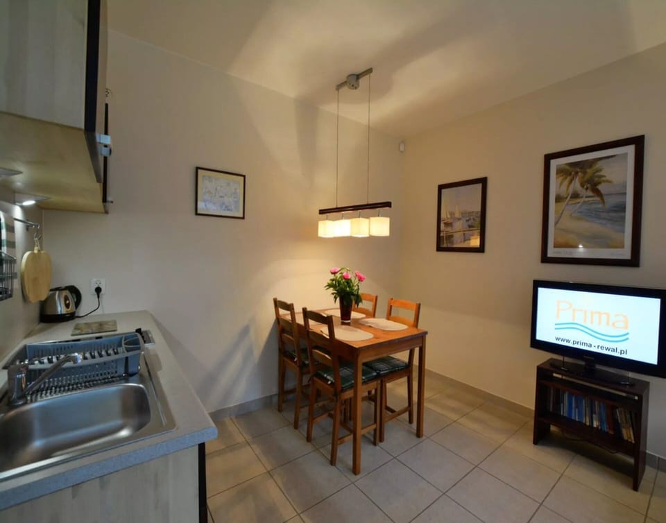 Apartment | Dining