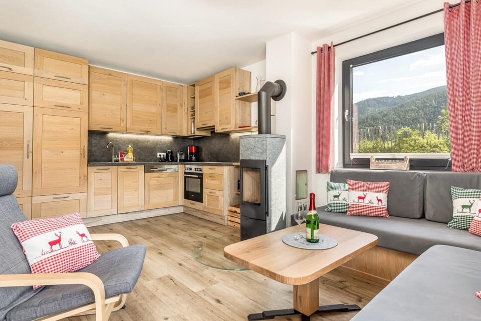 Chalet | Private kitchen | Electric kettle, toaster, highchair