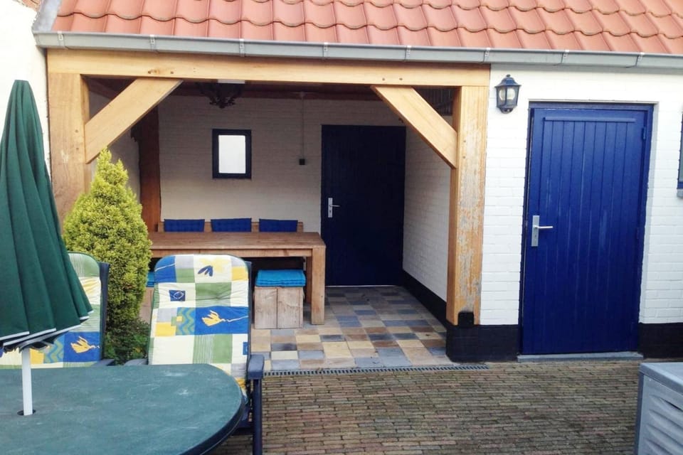 Entrance / Reception