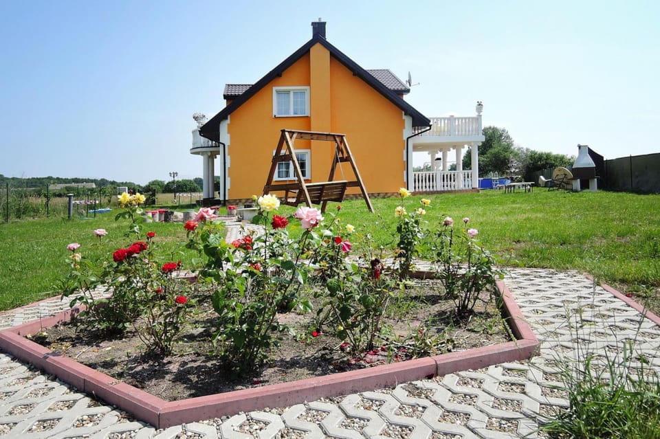 House | Exterior