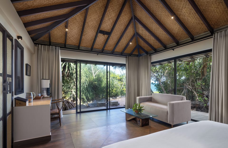 Terrace suite with sea view | In-room safe, desk, blackout drapes, soundproofing